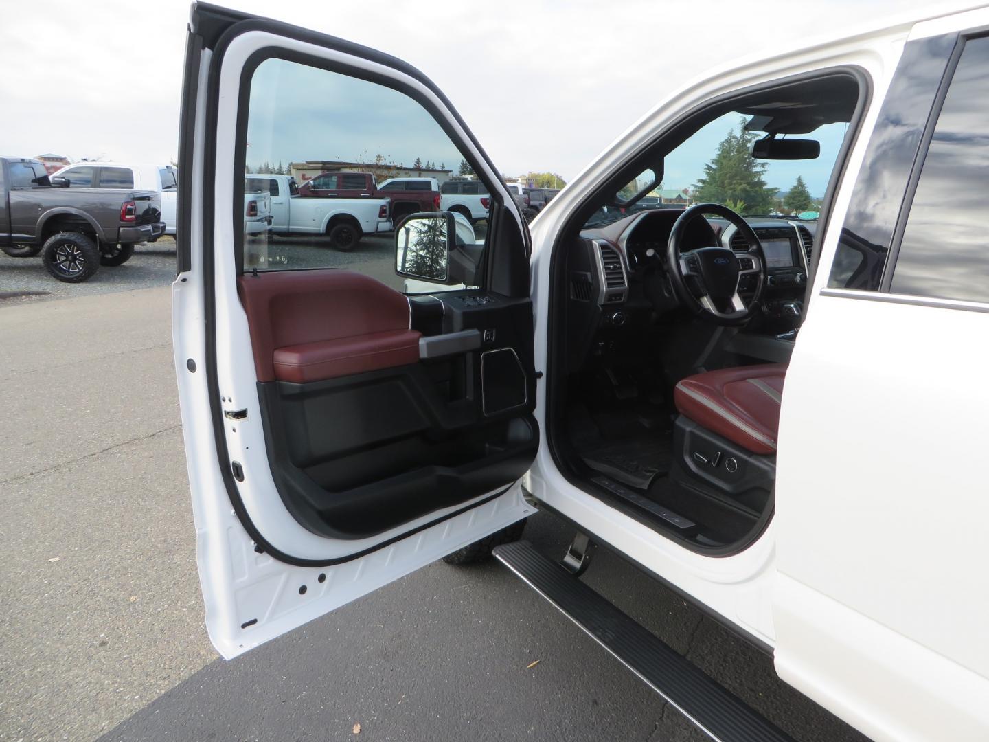 2019 White /BLACK INT W/DARK MARSALA LT Ford F-150 Platinum SuperCrew Cab 4WD (1FTEW1E45KF) with an 3.5L V6 ECOBOOST engine, 10-SPEED AUTO W/TOW MO transmission, located at 2630 Grass Valley Highway, Auburn, CA, 95603, (530) 508-5100, 38.937893, -121.095482 - F150 Platinum featuring a level kit, Fuel Offroad wheels, Toyo AT2 tires, Barricade Front winch bumper, Smittybilt winch, LED light bar, Undercover Ultraflex bedcover, and a Cargo Glide bed system. - Photo#17